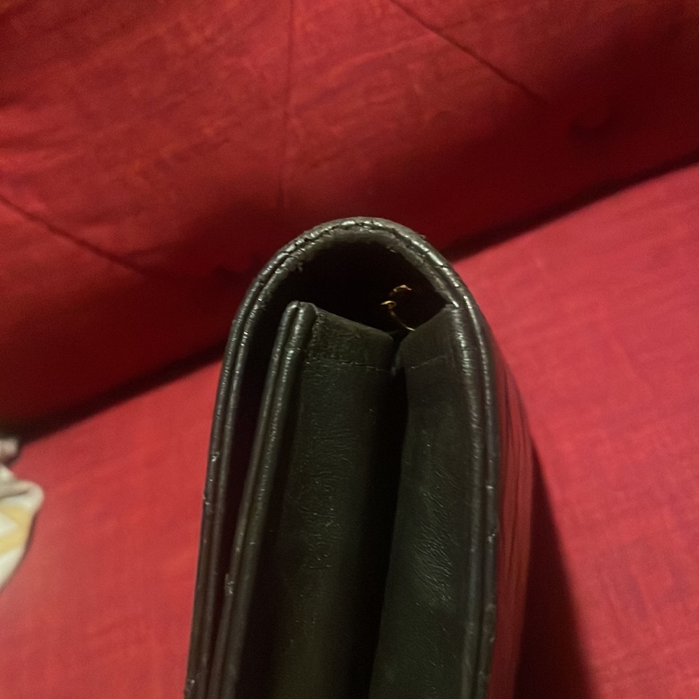 Authentic Chanel - Picture 10 of 14